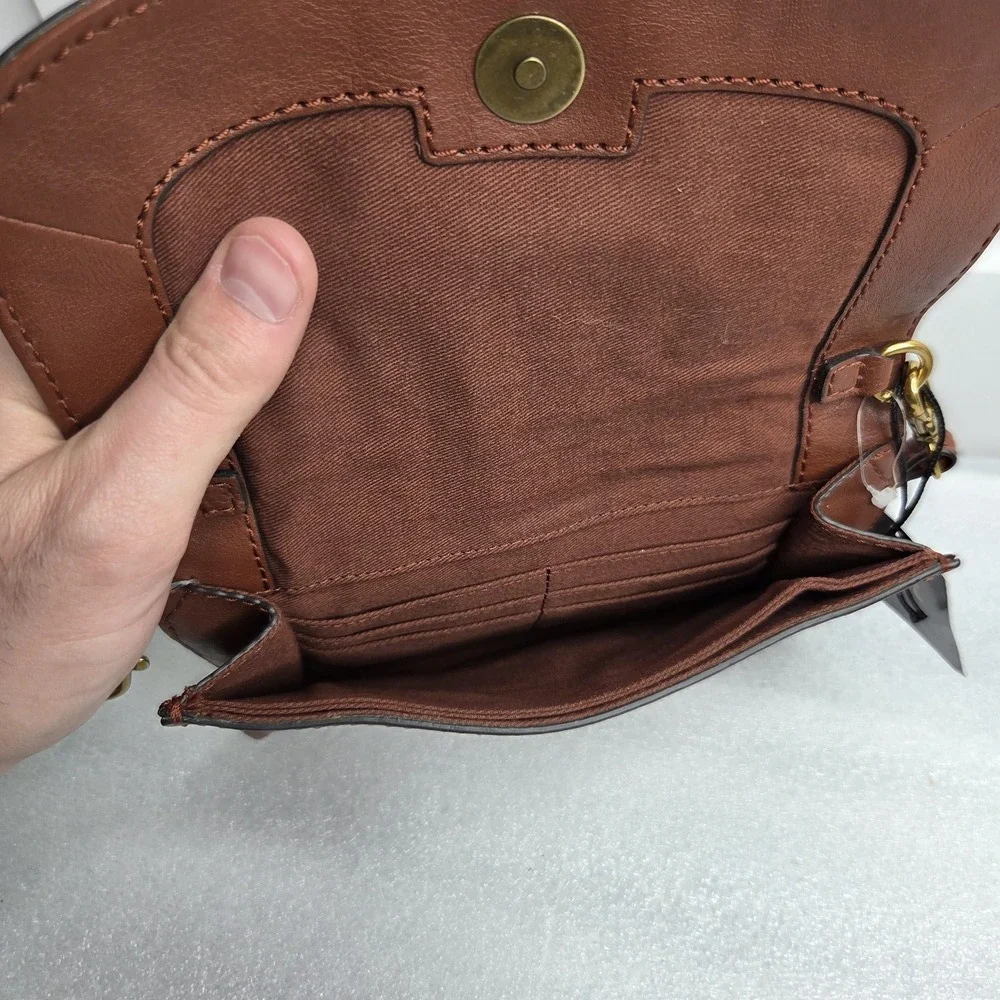 Frye Ring Crossbody Wallet Bag Cognac Brown Leather NWT - MSRP $198 - Picture 10 of 13